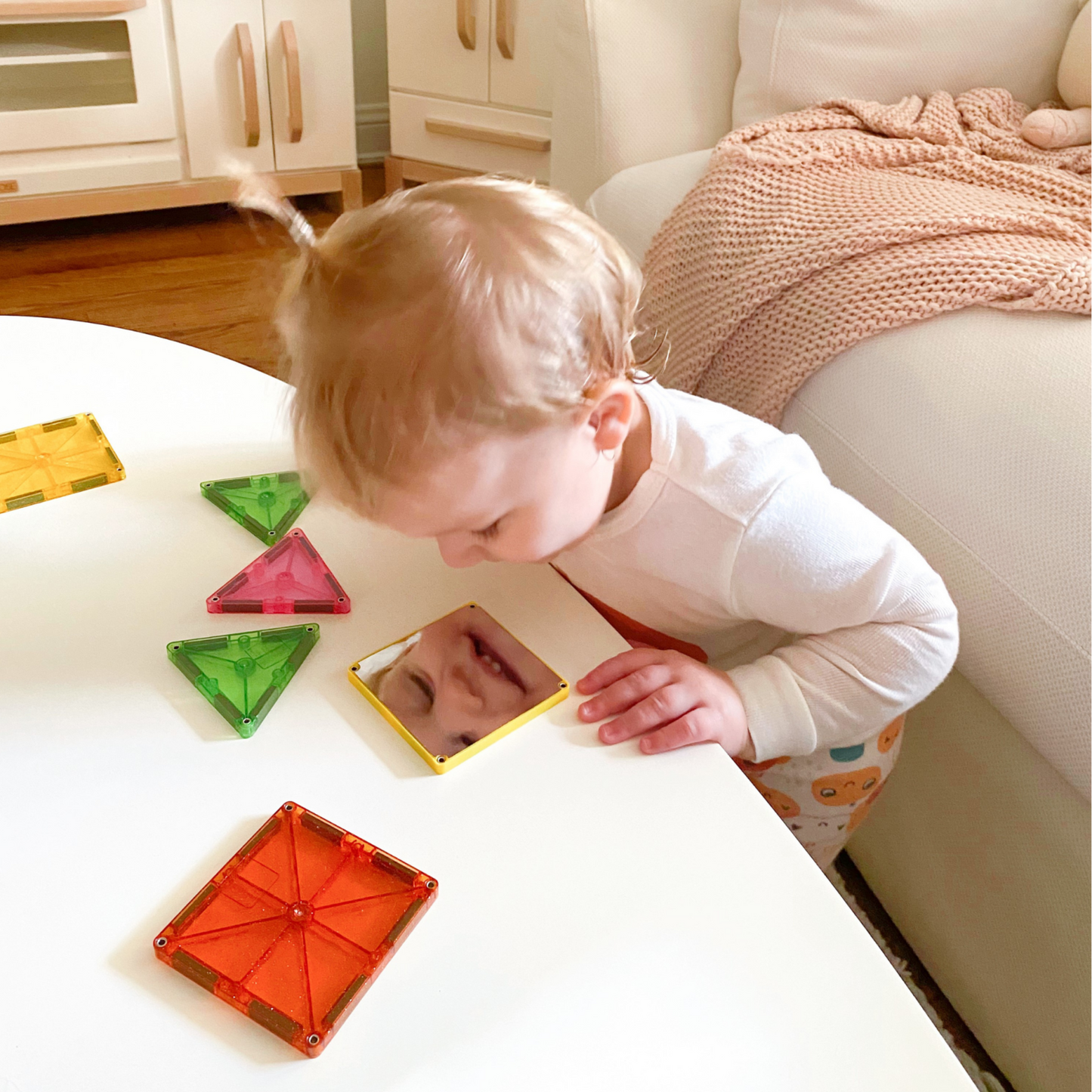 MAGNA-TILES® Stardust 15-Piece Set