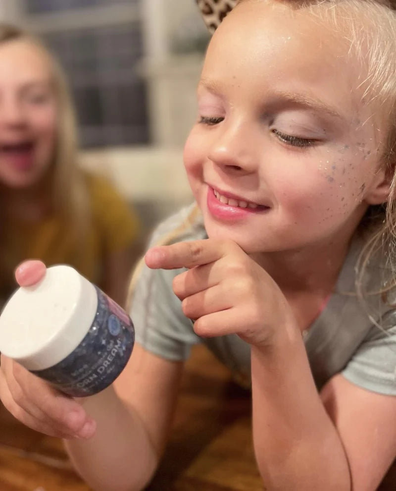 Spinning Pink - Klee Pinwheel Dream 3-Piece Makeup Kit